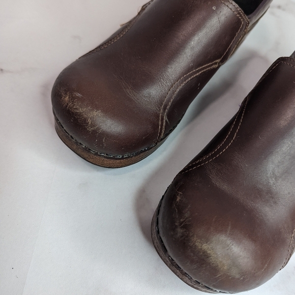 Dansko Clog Shoe Brown Wood Women Leather Low Top Slip On Casual - Picture 5 of 10
